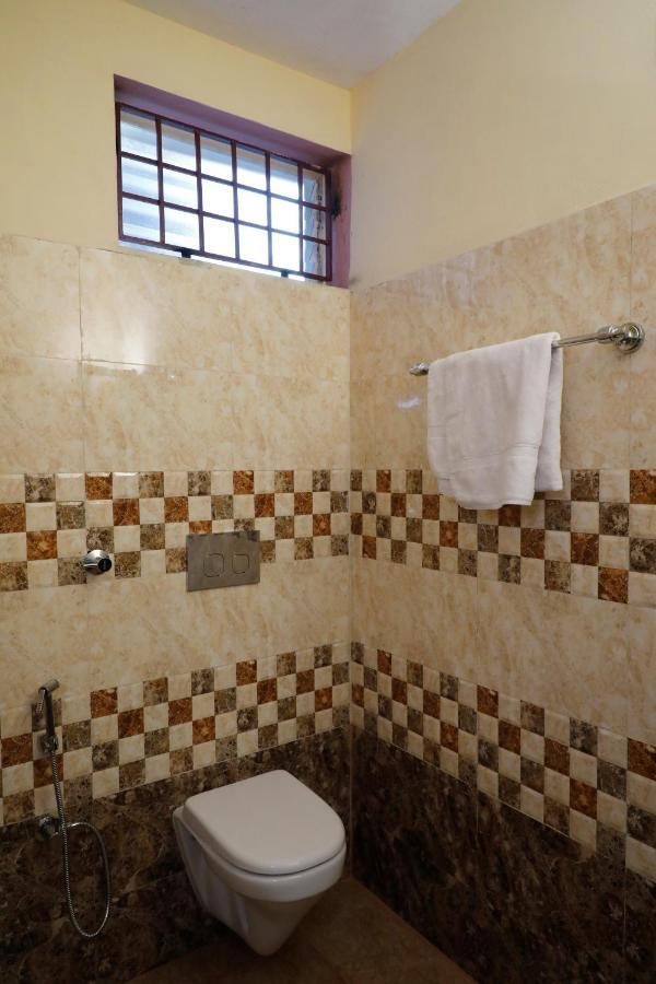 Ps Residency Hotel Пондичери Екстериор снимка