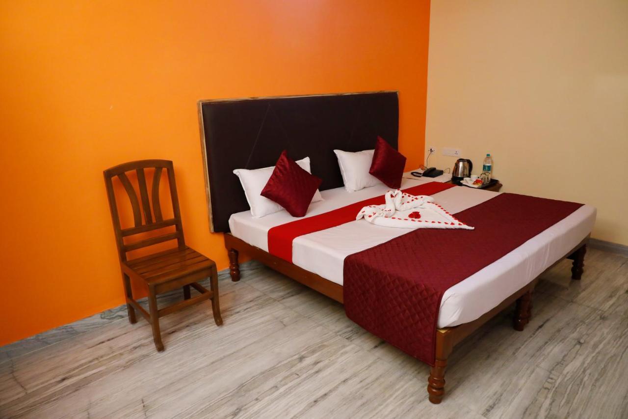 Ps Residency Hotel Пондичери Екстериор снимка